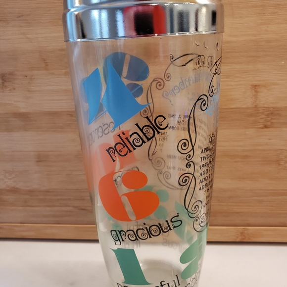 Vintage 'What's Your Number?' Retro Glass Cocktail Shaker - Picture 4 of 6
